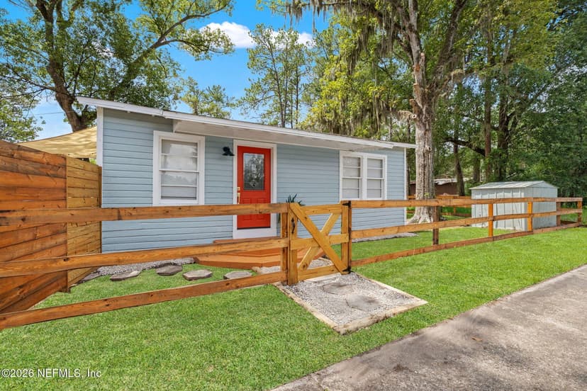 6986 SALLIE Avenue, Jacksonville, FL 32210
