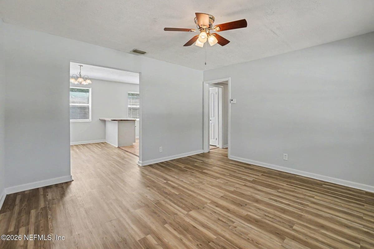 5811 NORDE Drive E, Jacksonville, FL 32244, Jacksonville, FL - photo 3