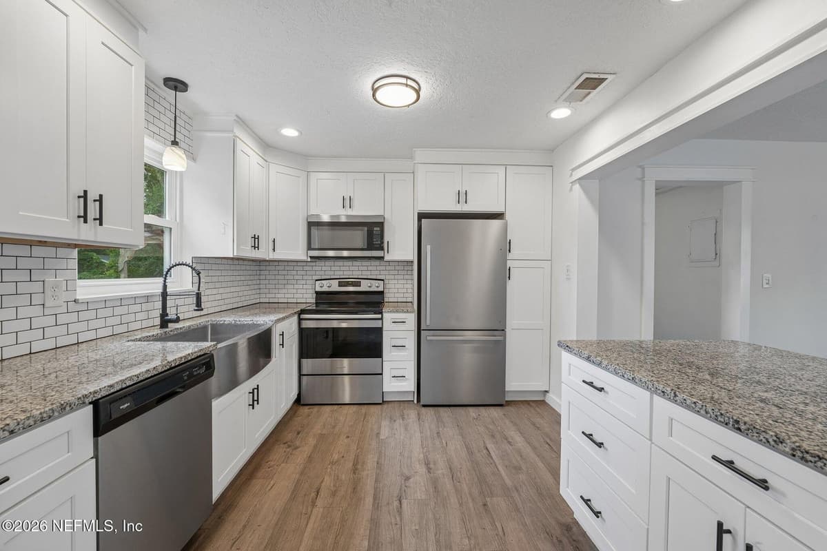 6549 LOU Drive S, Jacksonville, FL 32216, Jacksonville, FL - photo 2