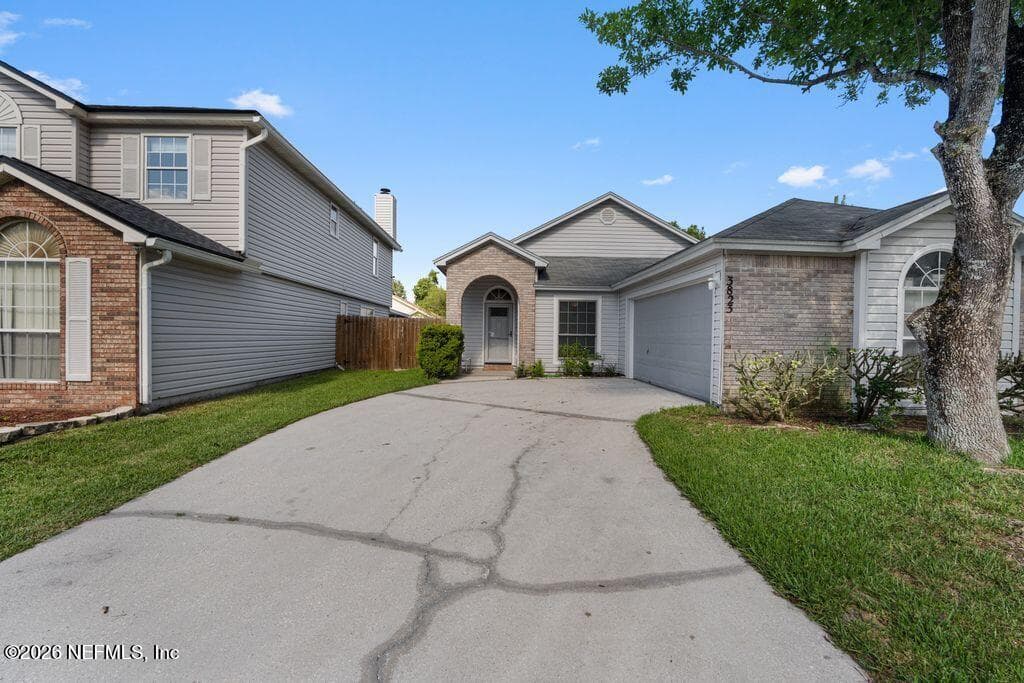 3823 UNION PACIFIC Drive W, Jacksonville, FL 32246, Jacksonville, FL - photo 2