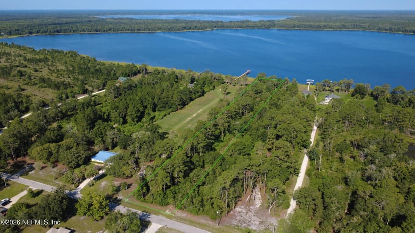 306 LAKESHORE Drive, Starke, FL 32091