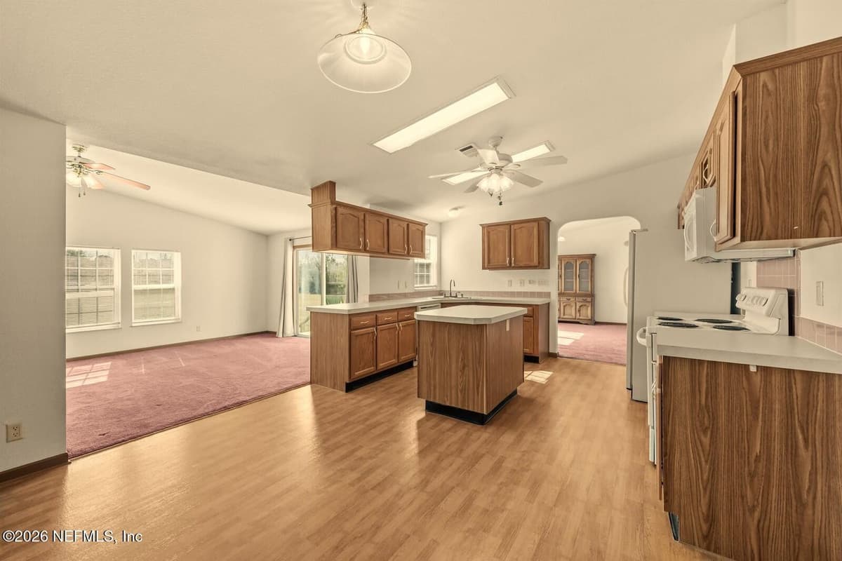 305 PALMETTO BLUFF Road, Palatka, FL 32177, Palatka, FL - photo 2