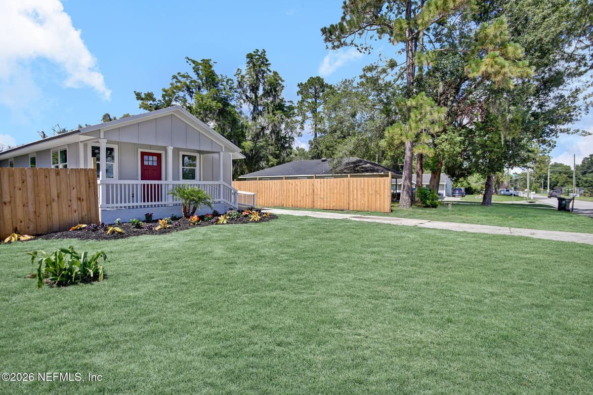 1204 NORTH Street, Green Cove Springs, FL 32043, Green Cove Springs, FL - photo 2