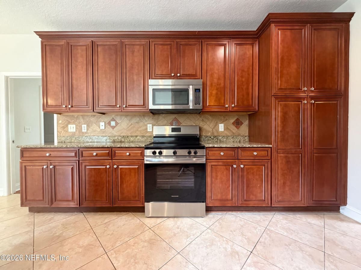 8331 GOLDEN BAMBOO Drive, Jacksonville, FL 32219, Jacksonville, FL - photo 2