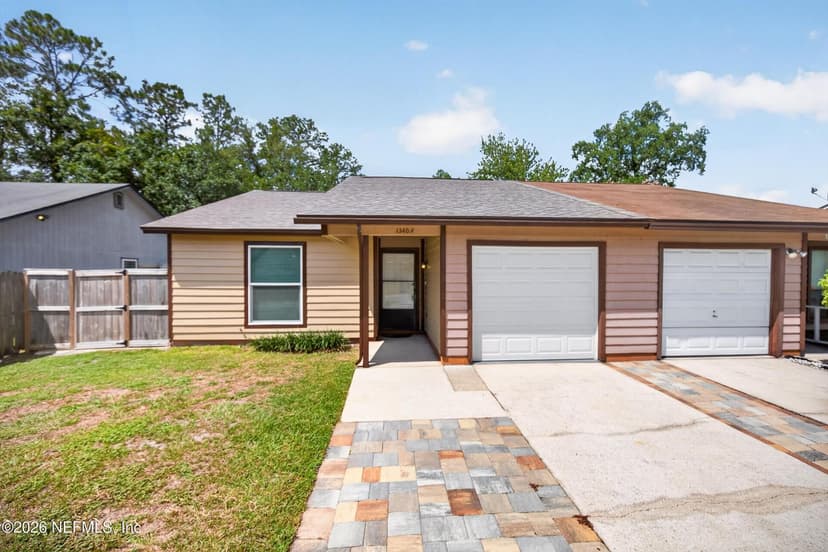 1340 BAY HILL Boulevard A, Orange Park, FL 32065
