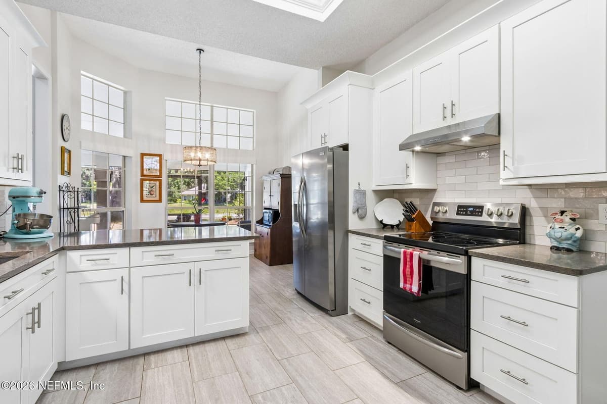 11849 CLEARWATER OAKS Drive W, Jacksonville, FL 32223, Jacksonville, FL - photo 2