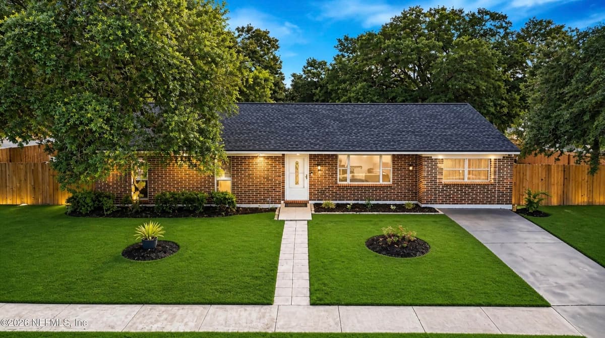 8174 SPRING LAKE Road N, Jacksonville, FL 32210, Jacksonville, FL - photo 2