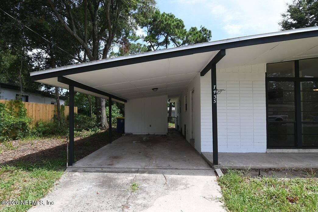 7435 BAMBERG Road, Jacksonville, FL 32277, Jacksonville, FL - photo 3
