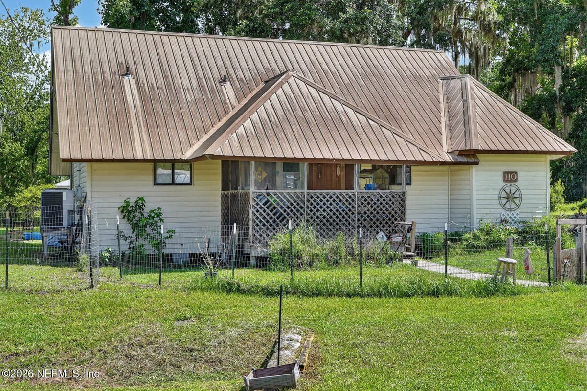 110 PALM Avenue, Crescent City, FL 32112, Crescent City, FL - photo 3
