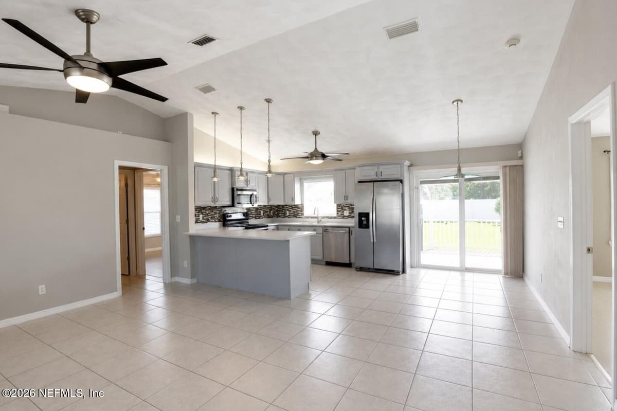 4 SEVERN Court, Palm Coast, FL 32164, Palm Coast, FL - photo 2