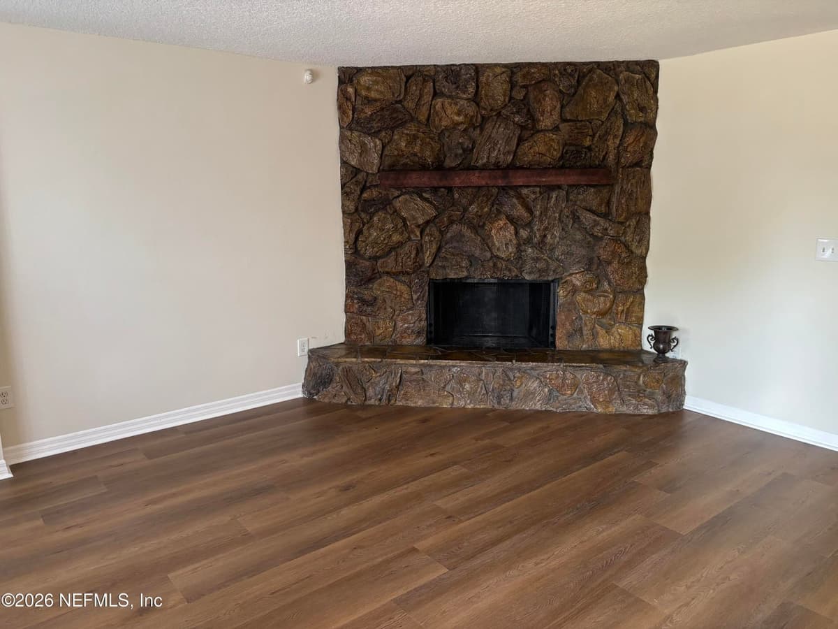 7322 SHARBETH Drive S, Jacksonville, FL 32210, Jacksonville, FL - photo 3
