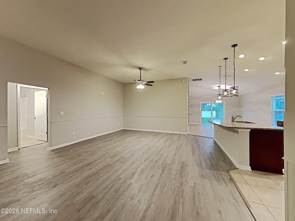 13471 DEVAN LEE Drive E, Jacksonville, FL 32226, Jacksonville, FL - photo 3