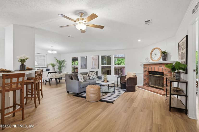 138 THOMAS Avenue, Jacksonville, FL 32218