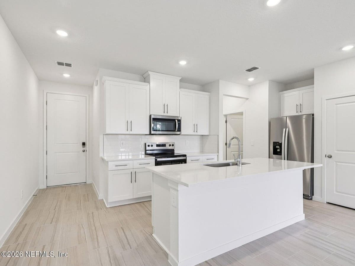 207 YELLOWSTONE Drive, St. Augustine, FL 32092, St. Augustine, FL - photo 3