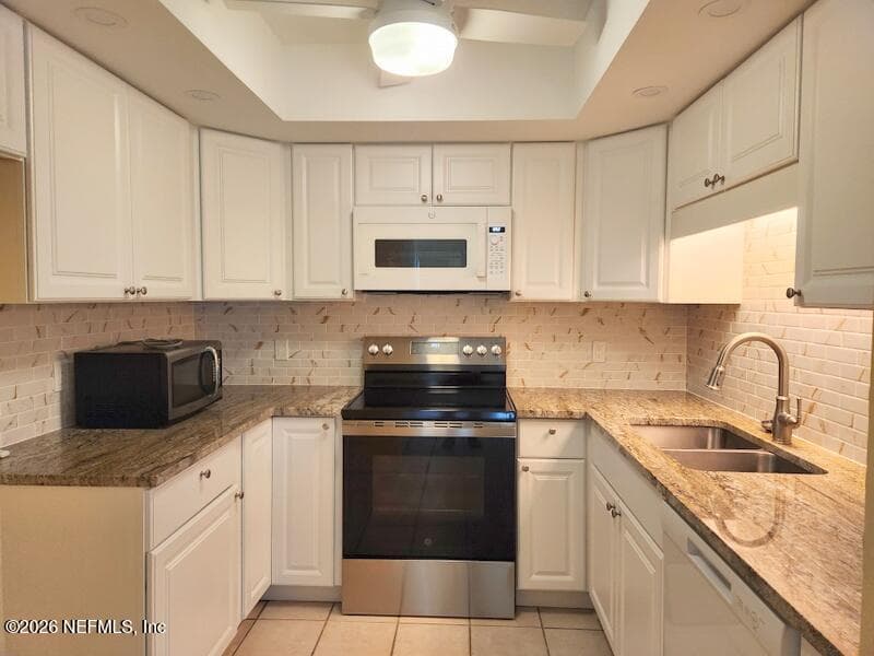 1004 DEFENDER Court W 1004, Jacksonville, FL 32233