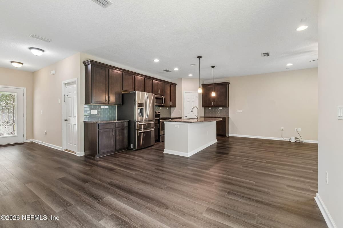 2529 CANEY OAKS Drive W, Jacksonville, FL 32218, Jacksonville, FL - photo 2