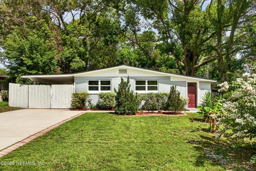 7015 MISS MUFFET Lane N, Jacksonville, FL 32210