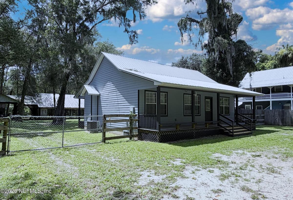 327 KEUKA LAKE Trail, Interlachen, FL 32148, Interlachen, FL - photo 2