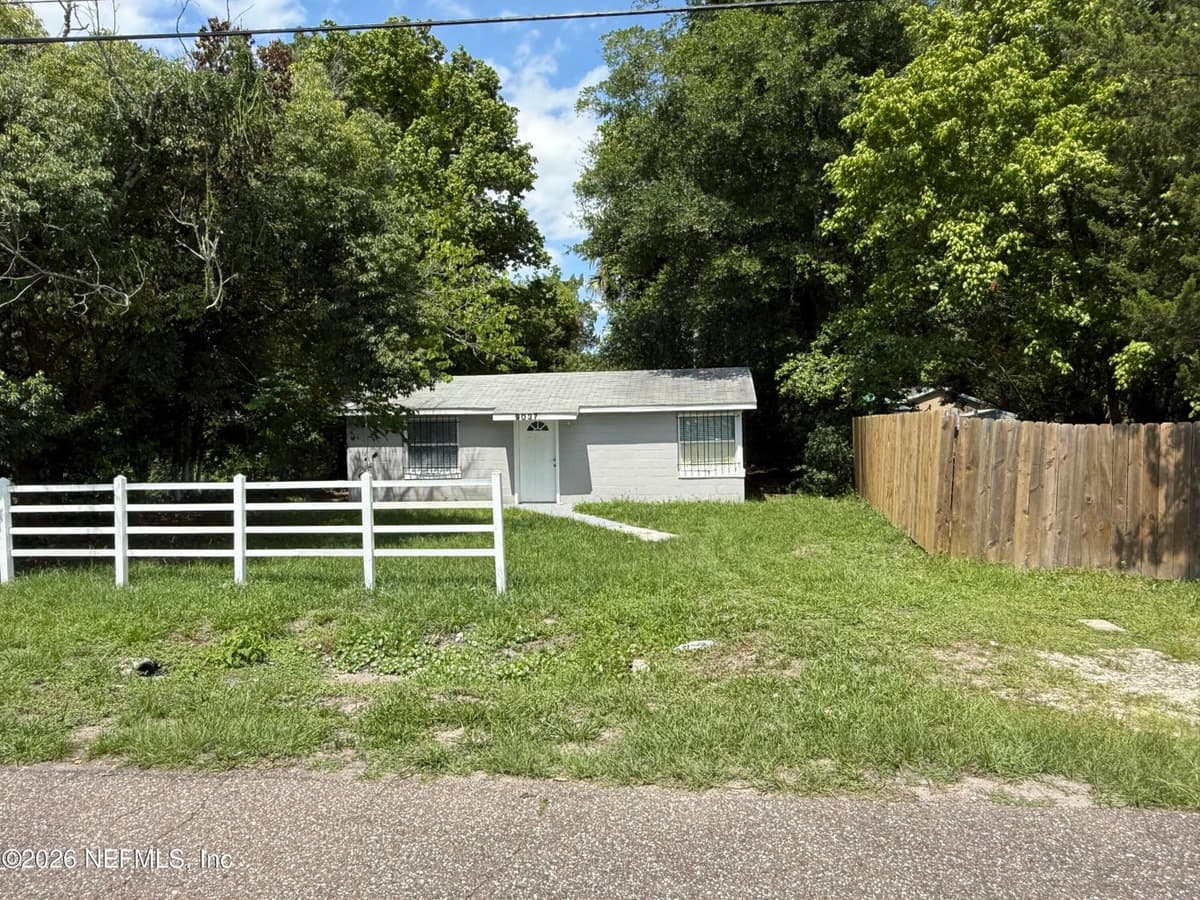 9037 WASHINGTON Avenue, Jacksonville, FL 32208, Jacksonville, FL - photo 2