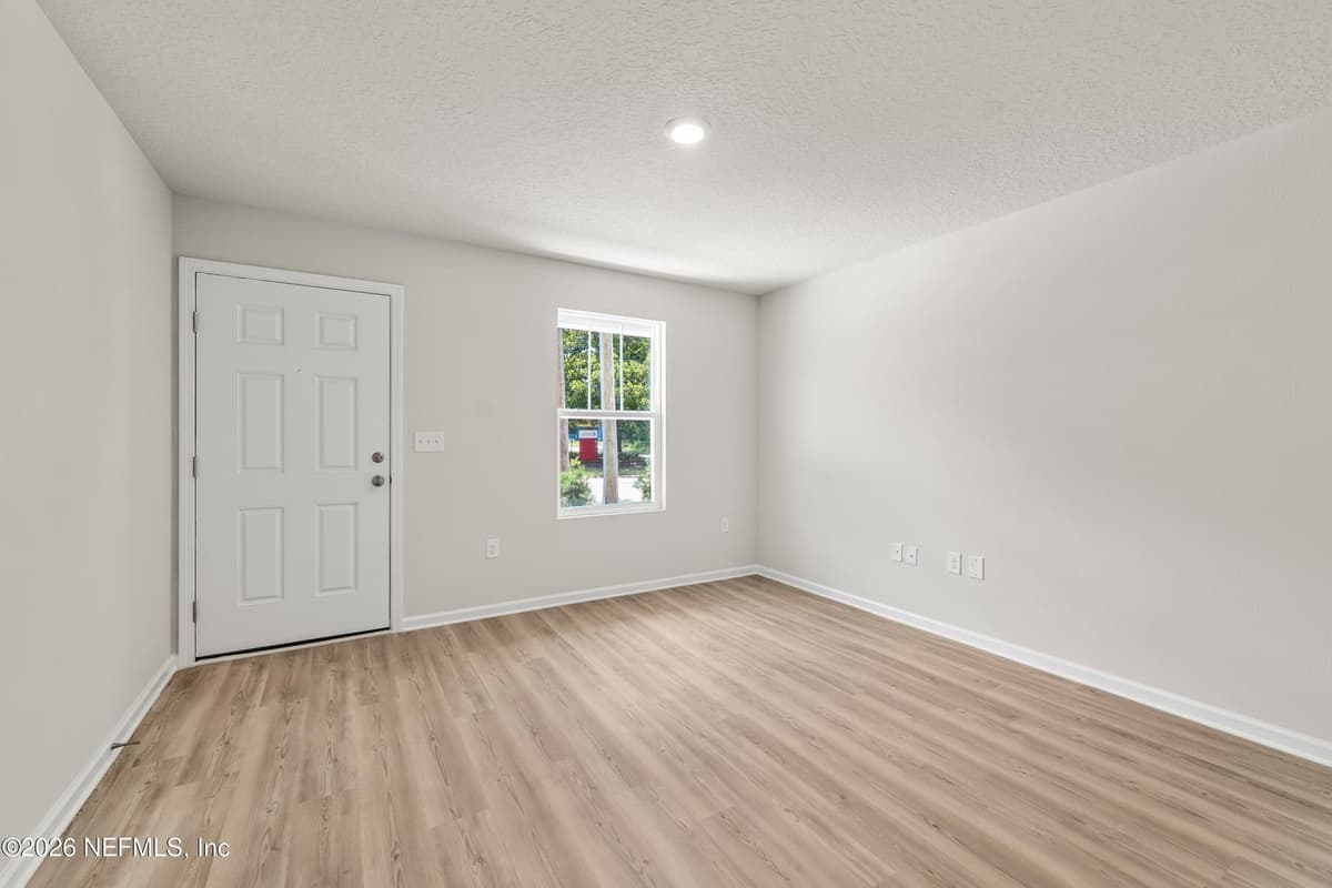 147 43RD Street E, Jacksonville, FL 32208, Jacksonville, FL - photo 2