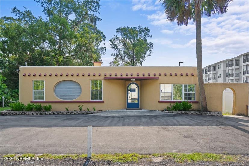 15325 N MAIN Street, Jacksonville, FL 32218