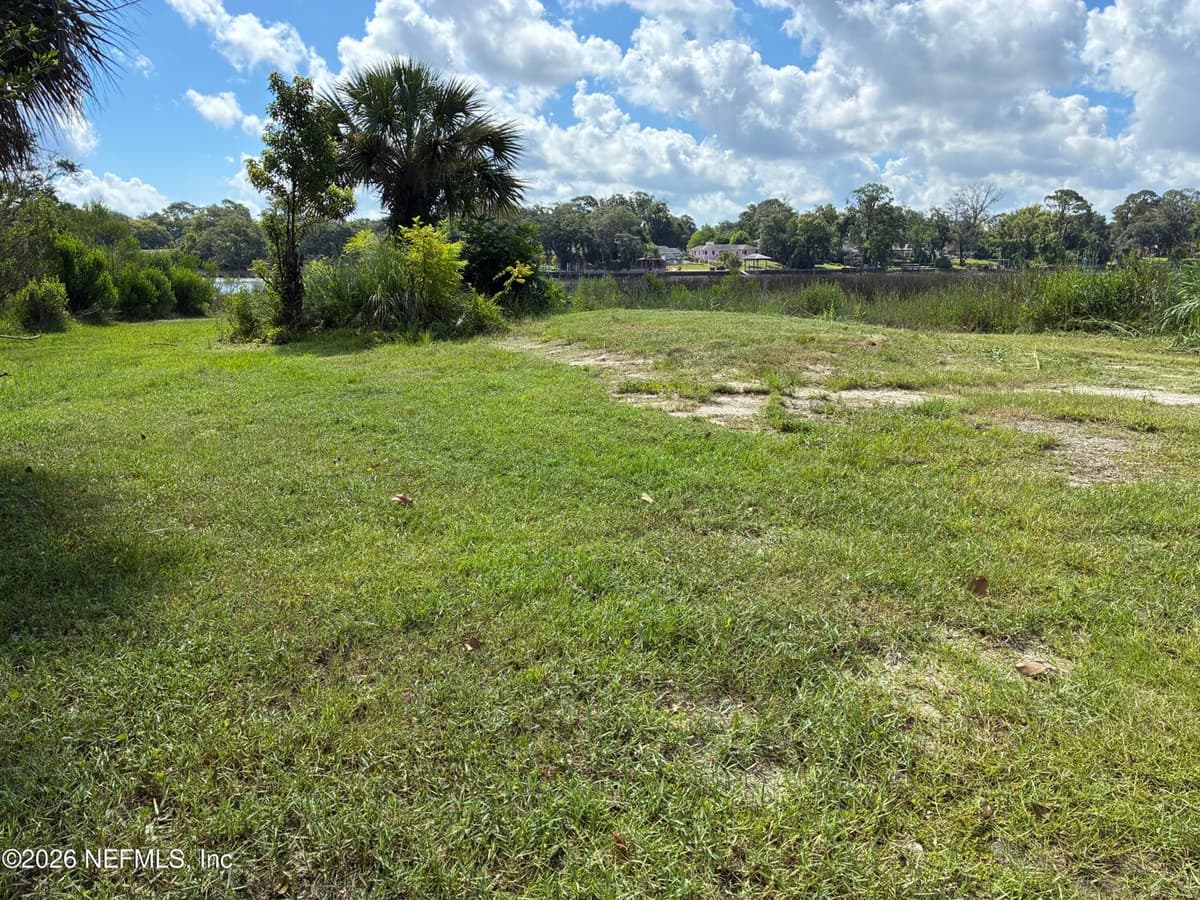 8647 MADISON Avenue, Jacksonville, FL 32208, Jacksonville, FL - photo 3
