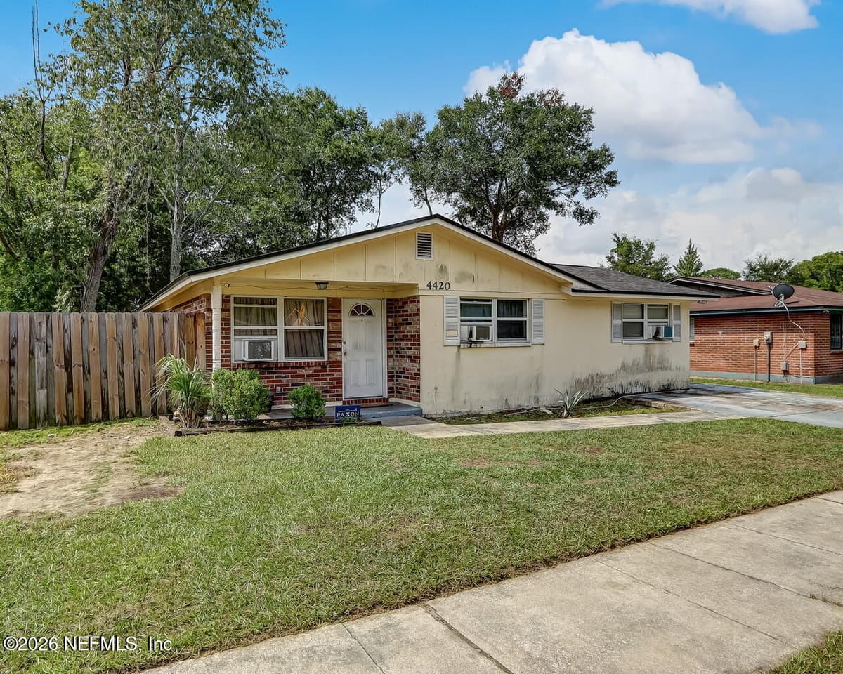 4420 SPOTTSWOOD Road N, Jacksonville, FL 32208, Jacksonville, FL - photo 2