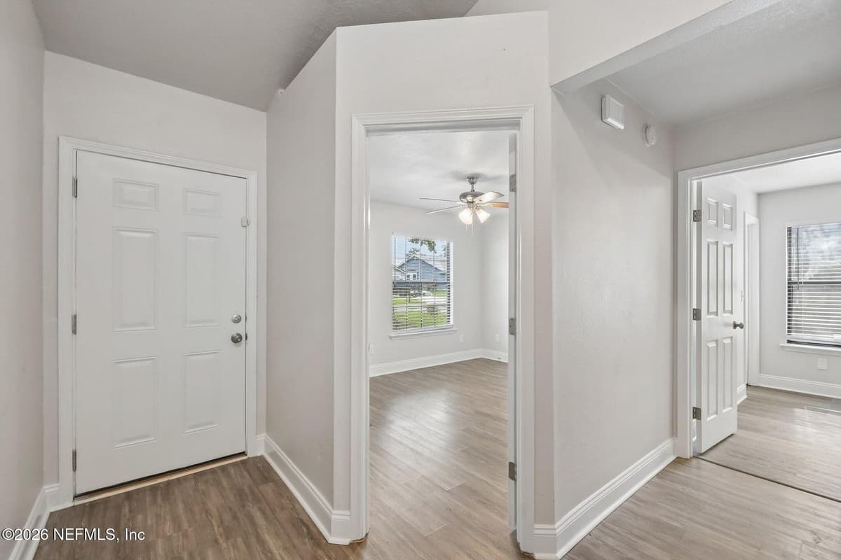 7917 WINTERWOOD Circle N, Jacksonville, FL 32210, Jacksonville, FL - photo 3