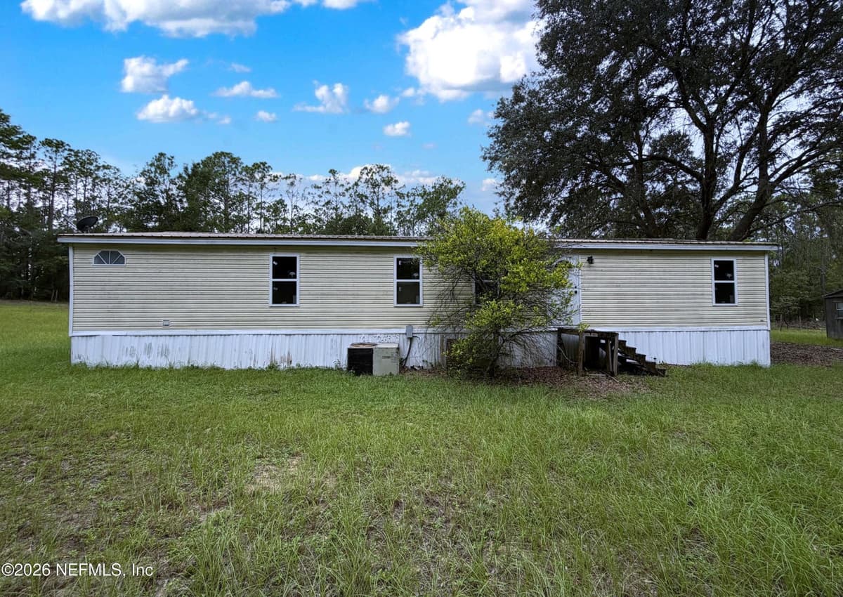 173 HILL TOP Loop, Hawthorne, FL 32640, Hawthorne, FL - photo 2
