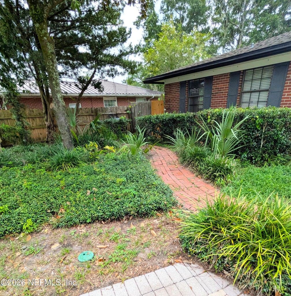 2410 CEDAR SHORES Circle, Jacksonville, FL 32210, Jacksonville, FL - photo 3