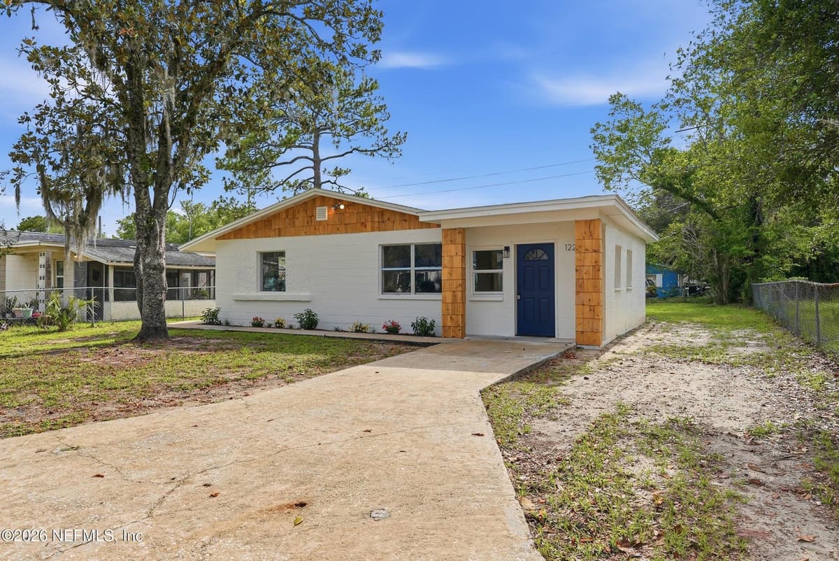 1228 SE 19TH Street, Gainesville, FL 32641, Gainesville, FL - photo 2