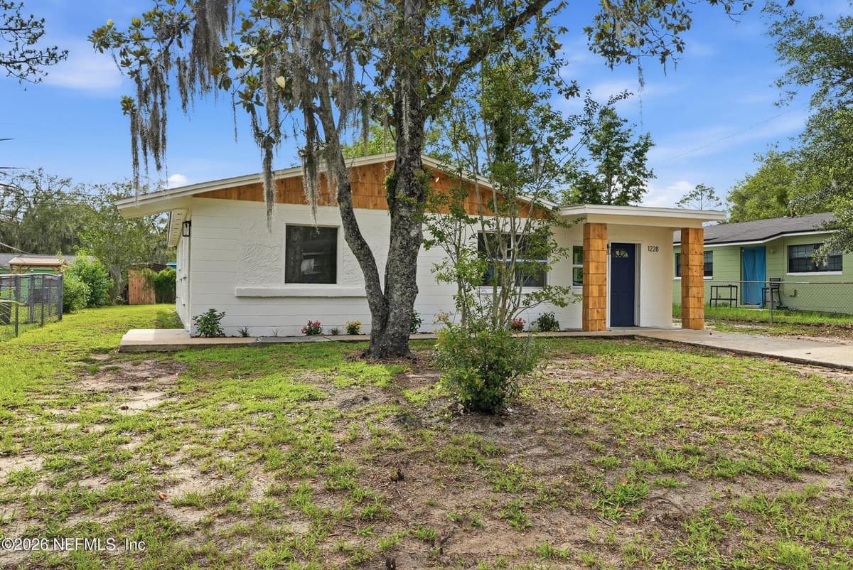 1228 SE 19TH Street, Gainesville, FL 32641, Gainesville, FL - photo 3