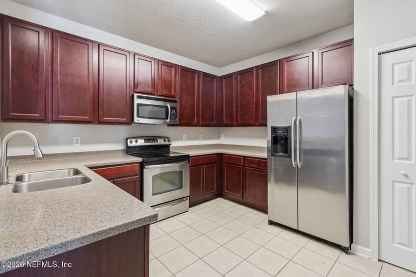 4917 KEY LIME Drive 202, Jacksonville, FL 32256