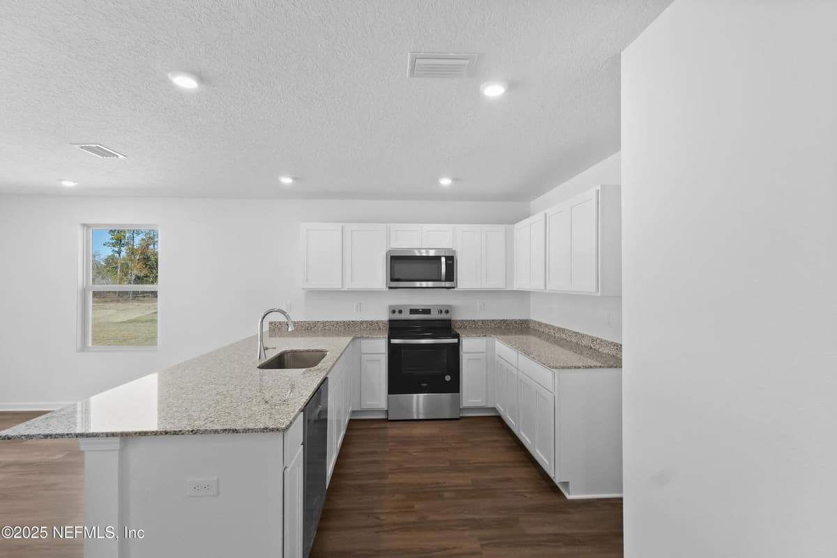 9528 AMELIA Lane, Glen St. Mary, FL 32040, Glen St. Mary, FL - photo 3