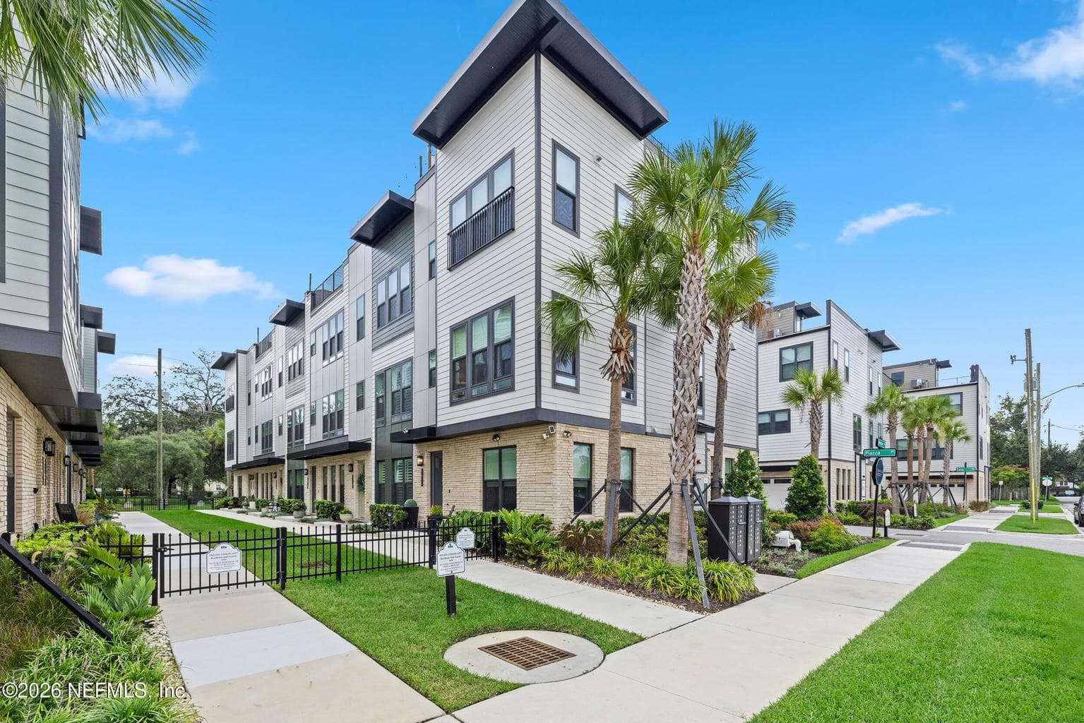 1611 PIAZZA Place, Jacksonville, FL 32207, Jacksonville, FL - photo 1
