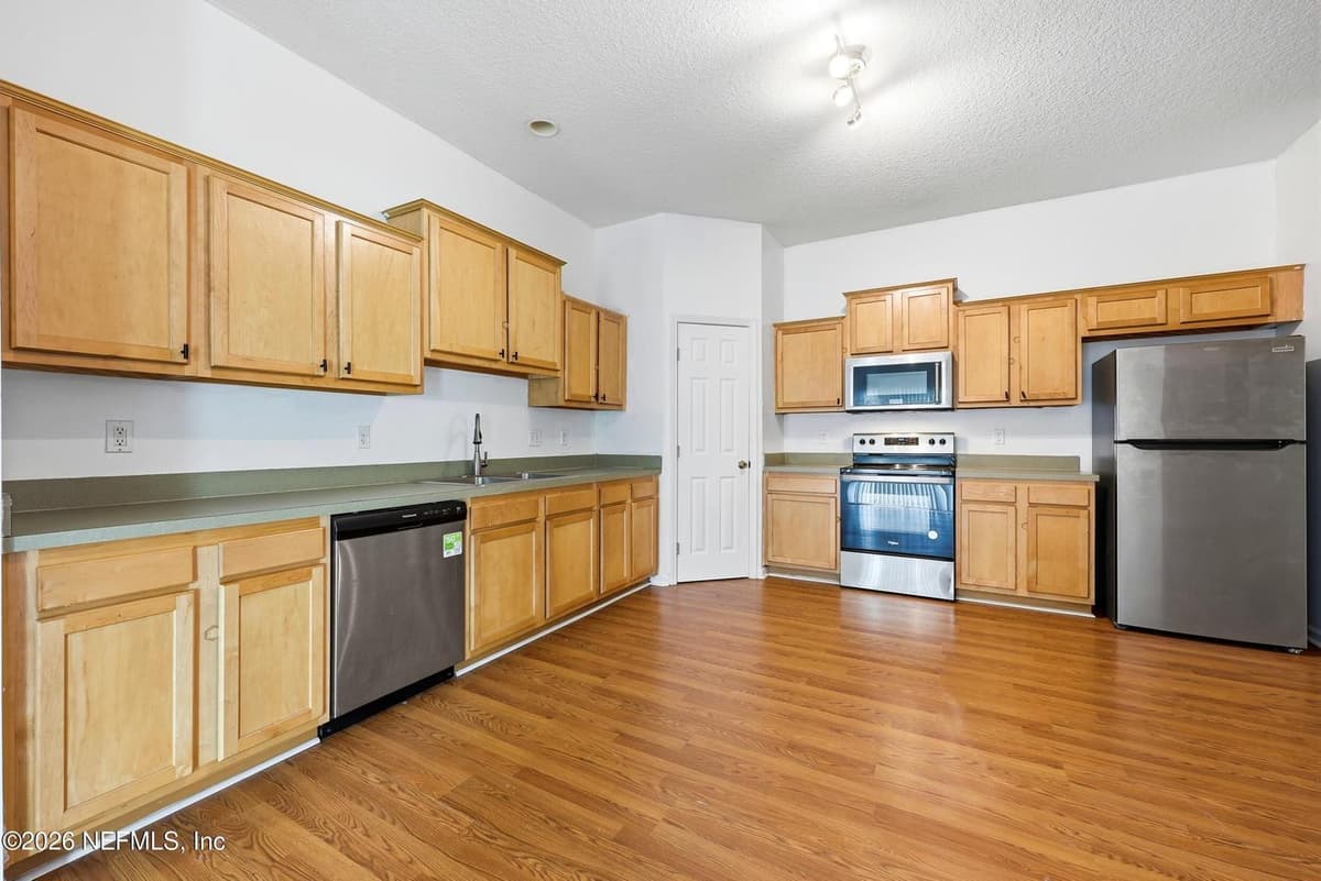 8601 JULIA MARIE Circle, Jacksonville, FL 32210, Jacksonville, FL - photo 3