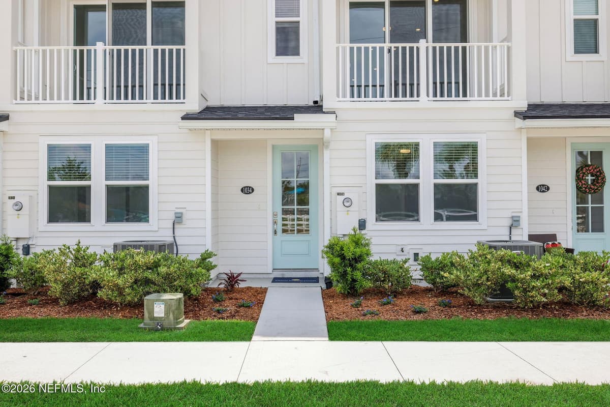 1059 1ST Avenue N, Jacksonville Beach, FL 32250, Jacksonville Beach, FL - photo 2