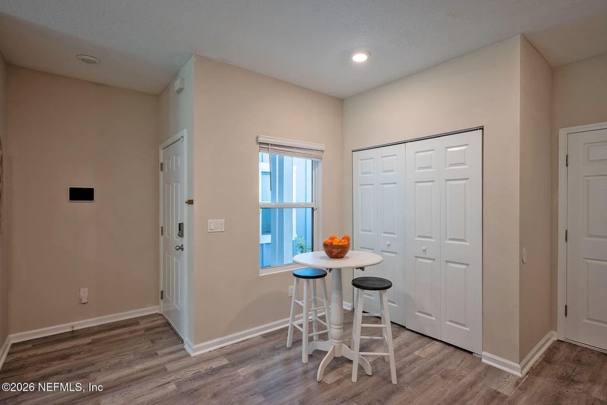 883 CAPITOL Parkway, Jacksonville, FL 32218, Jacksonville, FL - photo 3