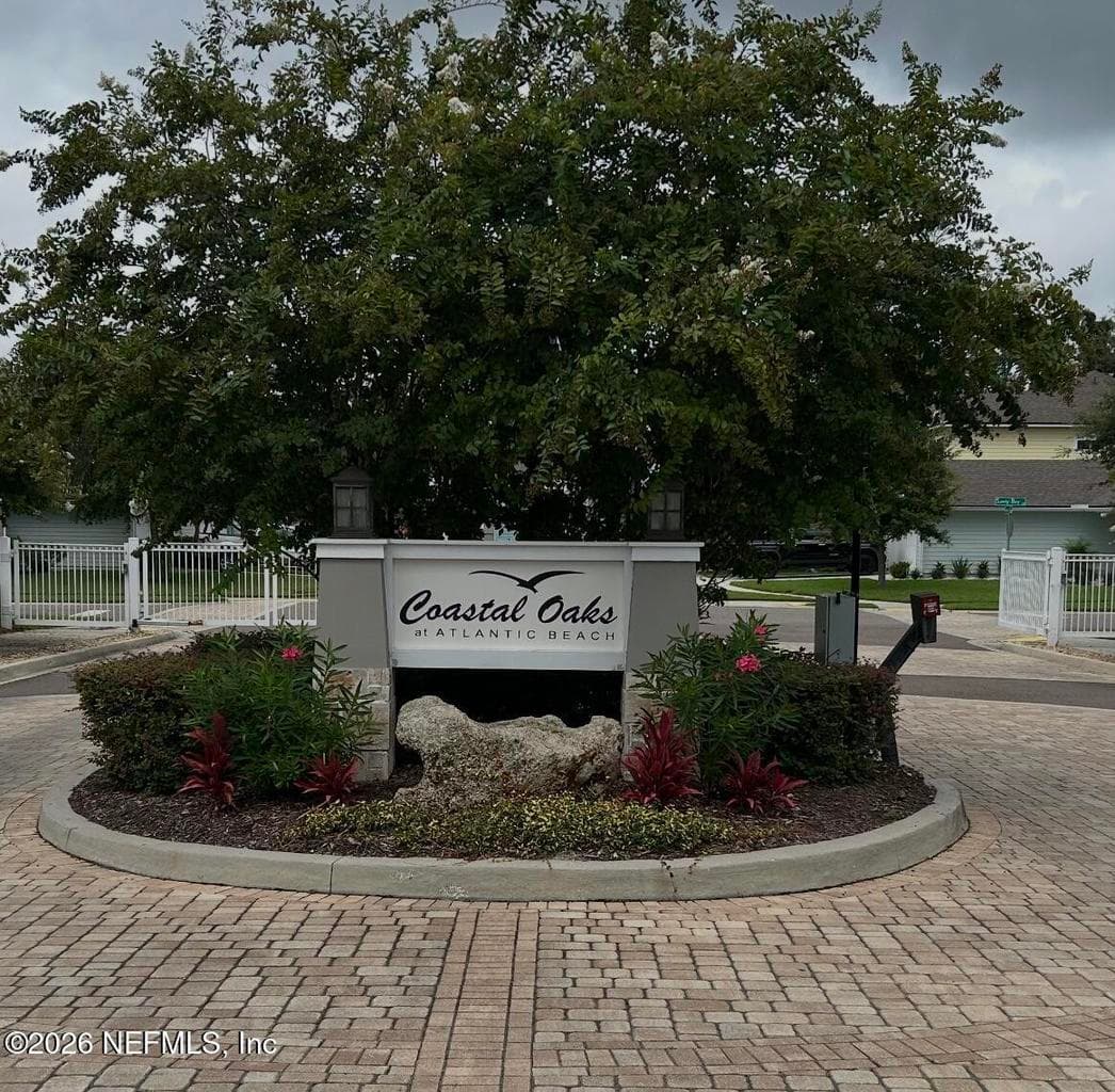 2209 SAND DUNE Court, Jacksonville, FL 32233, Jacksonville, FL - photo 2