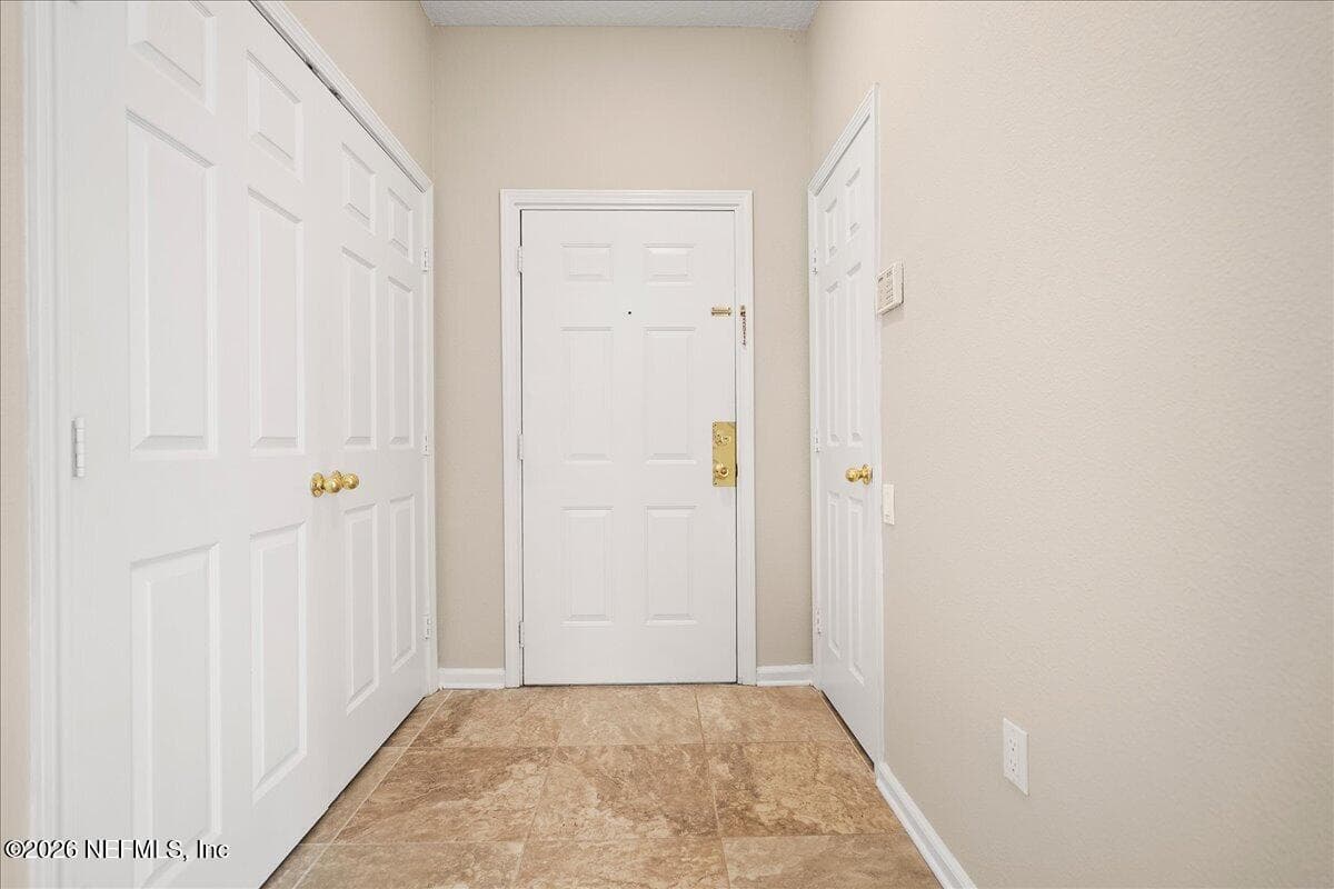 10550 BAYMEADOWS Road 924, Jacksonville, FL 32256, Jacksonville, FL - photo 3