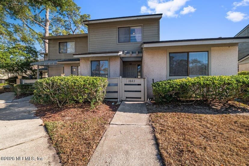 7701 BAYMEADOWS Circle W 1023, Jacksonville, FL 32256