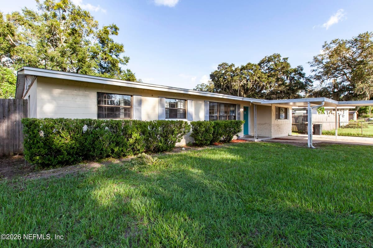 2233 LA VALLE Drive, Jacksonville, FL 32210, Jacksonville, FL - photo 3