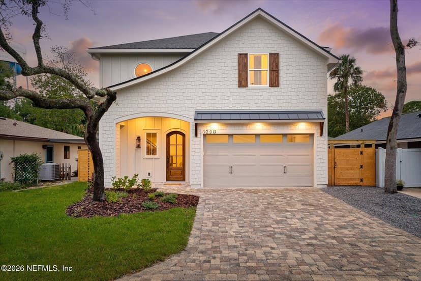 1230 12TH Street N, Jacksonville Beach, FL 32250