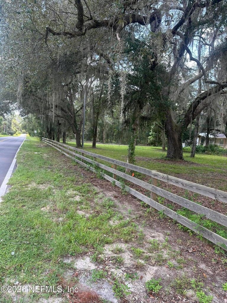 101 W STRICKLAND Road, Interlachen, FL 32148, Interlachen, FL - photo 3