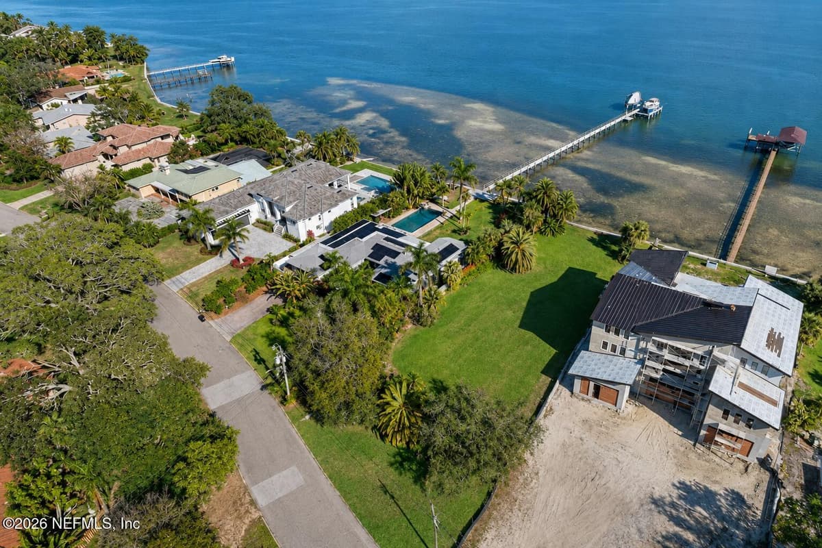6100 BAHAMA SHORES Drive S, St. Petersburg, FL 33705, St. Petersburg, FL - photo 2
