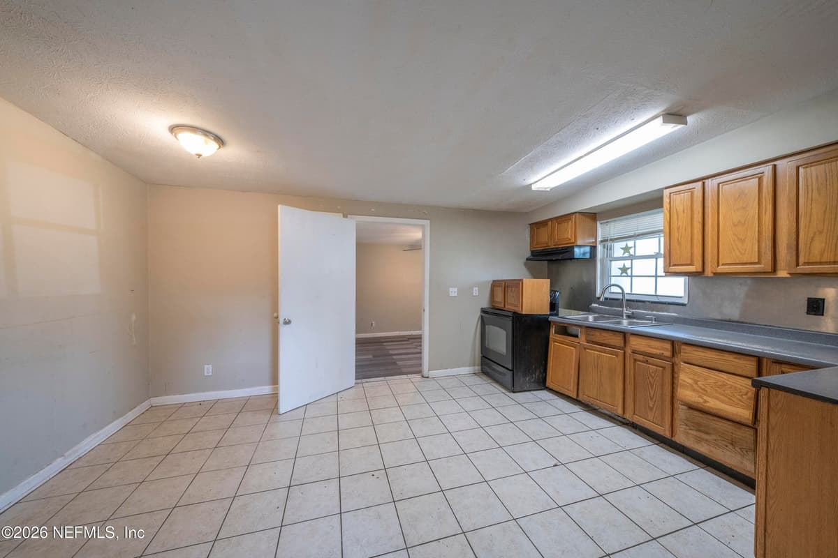8054 PASCHAL Street, Jacksonville, FL 32220, Jacksonville, FL - photo 3