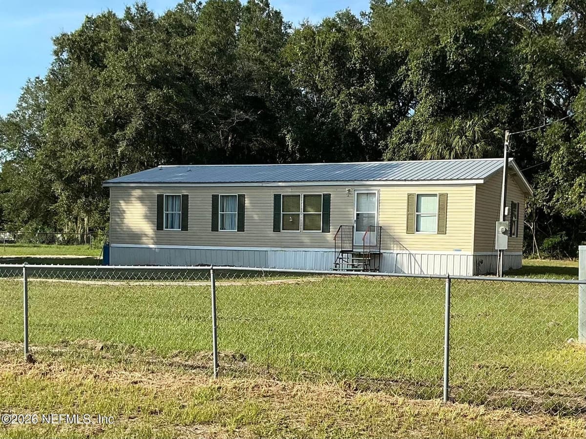 130 YANCEY Circle, Satsuma, FL 32189, Satsuma, FL - photo 2
