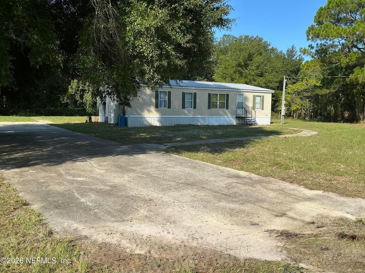130 YANCEY Circle, Satsuma, FL 32189, Satsuma, FL - photo 3