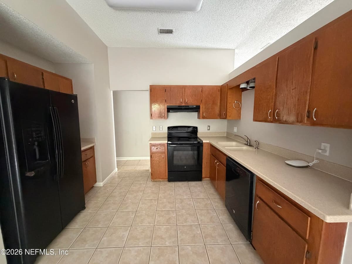 1293 MUNSON COVE Drive, Jacksonville, FL 32233, Jacksonville, FL - photo 2