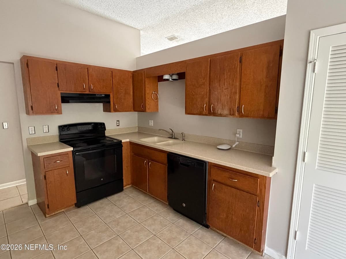 1293 MUNSON COVE Drive, Jacksonville, FL 32233, Jacksonville, FL - photo 3